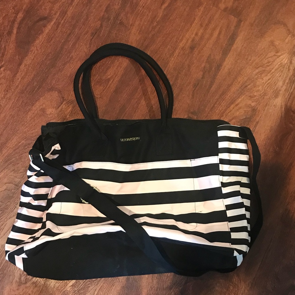 VS tote